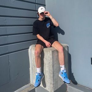 Meet your Posher, Louis